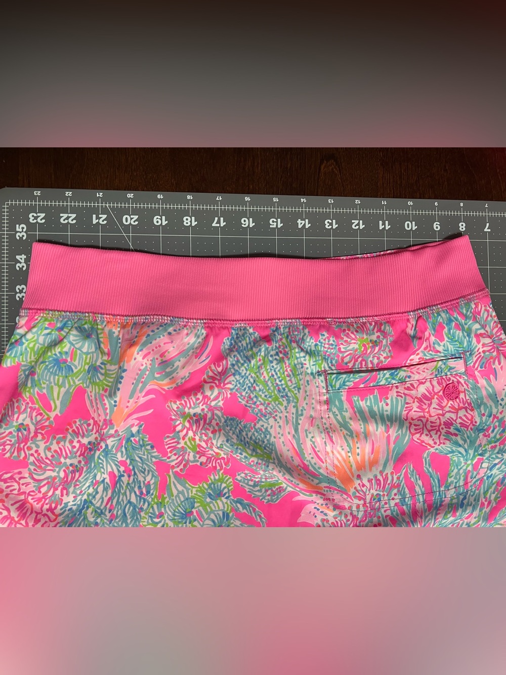 NWT Lilly Pulitzer Run Around Skort UPF 50+ Prosecco Pink Seaing Things Medium - Picture 6 of 8